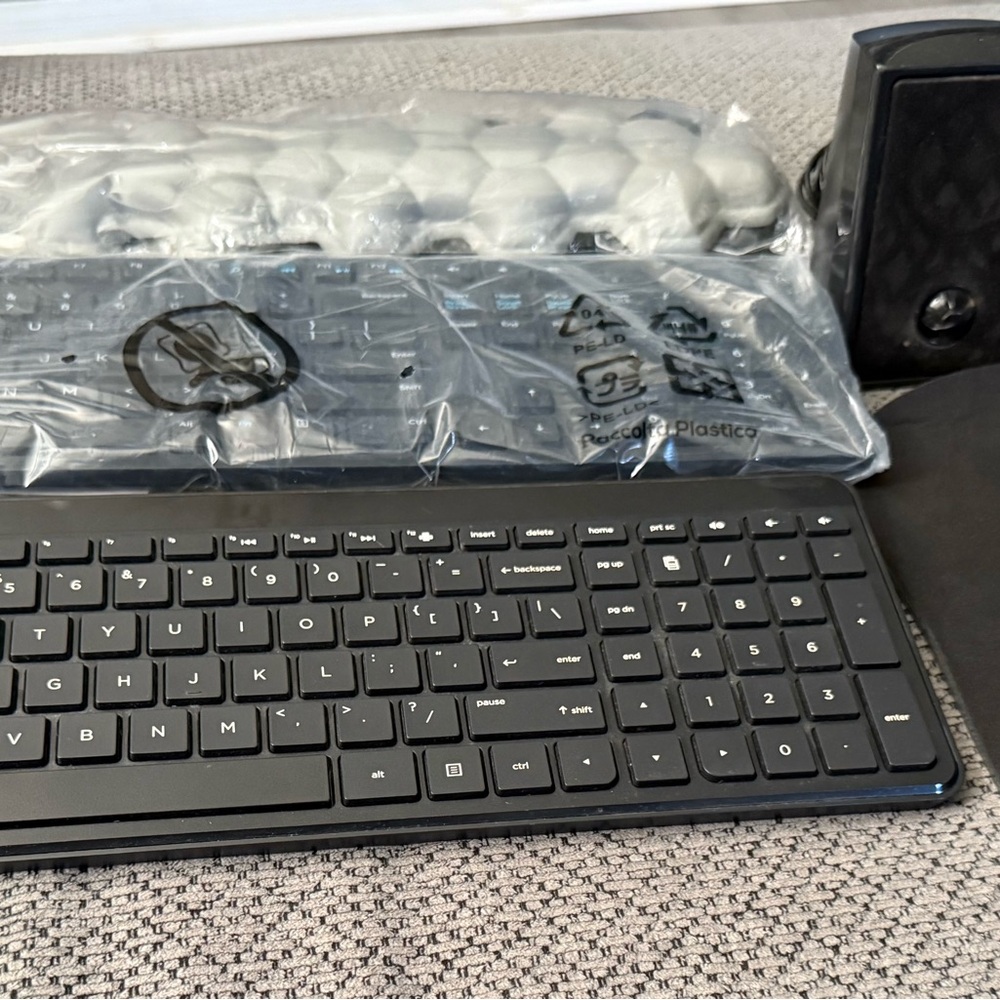 Computer Accessories - Picture 2 of 7